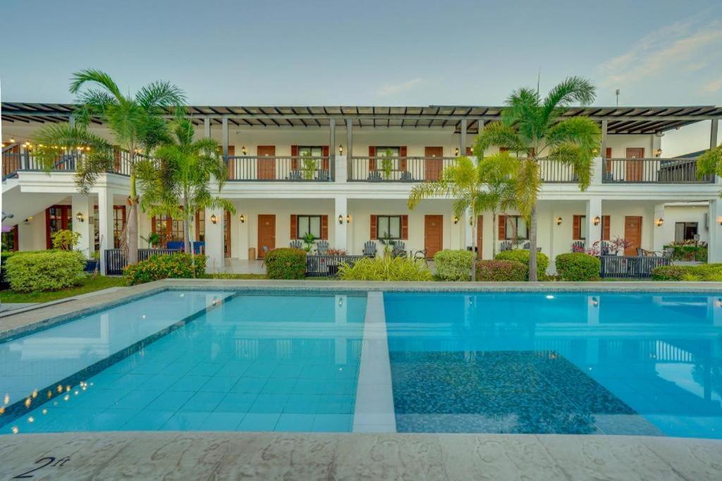 The Mansion Otel Mabalacat Dış mekan fotoğraf